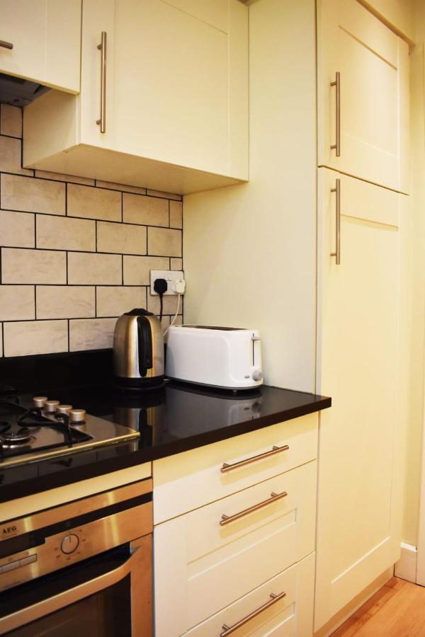The Ross 2 Bedroom Apartment In Historic Abbey Fort Augustus Exterior photo