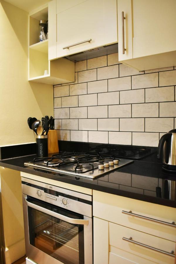 The Ross 2 Bedroom Apartment In Historic Abbey Fort Augustus Exterior photo